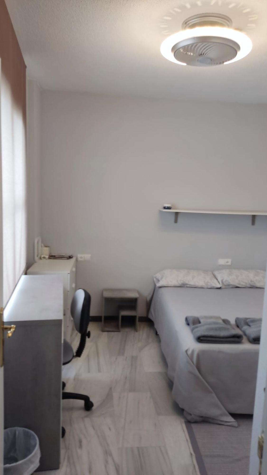 Habitacion Doble Con Bano Privado En Casa Clara Córdoba Buitenkant foto