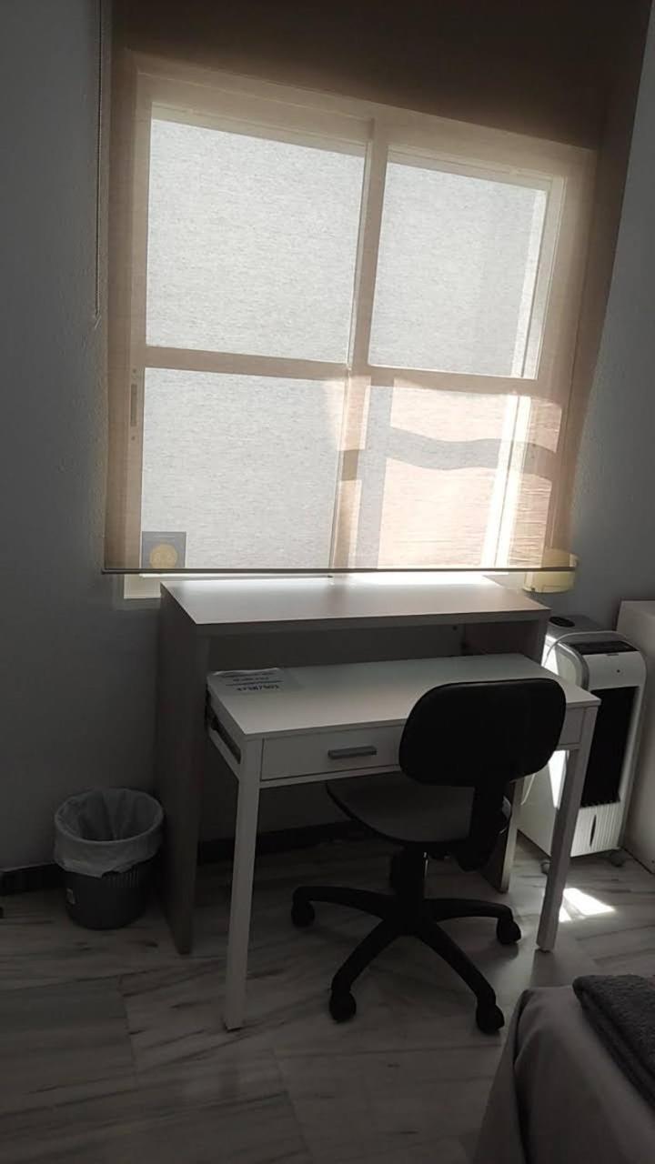 Habitacion Doble Con Bano Privado En Casa Clara Córdoba Buitenkant foto